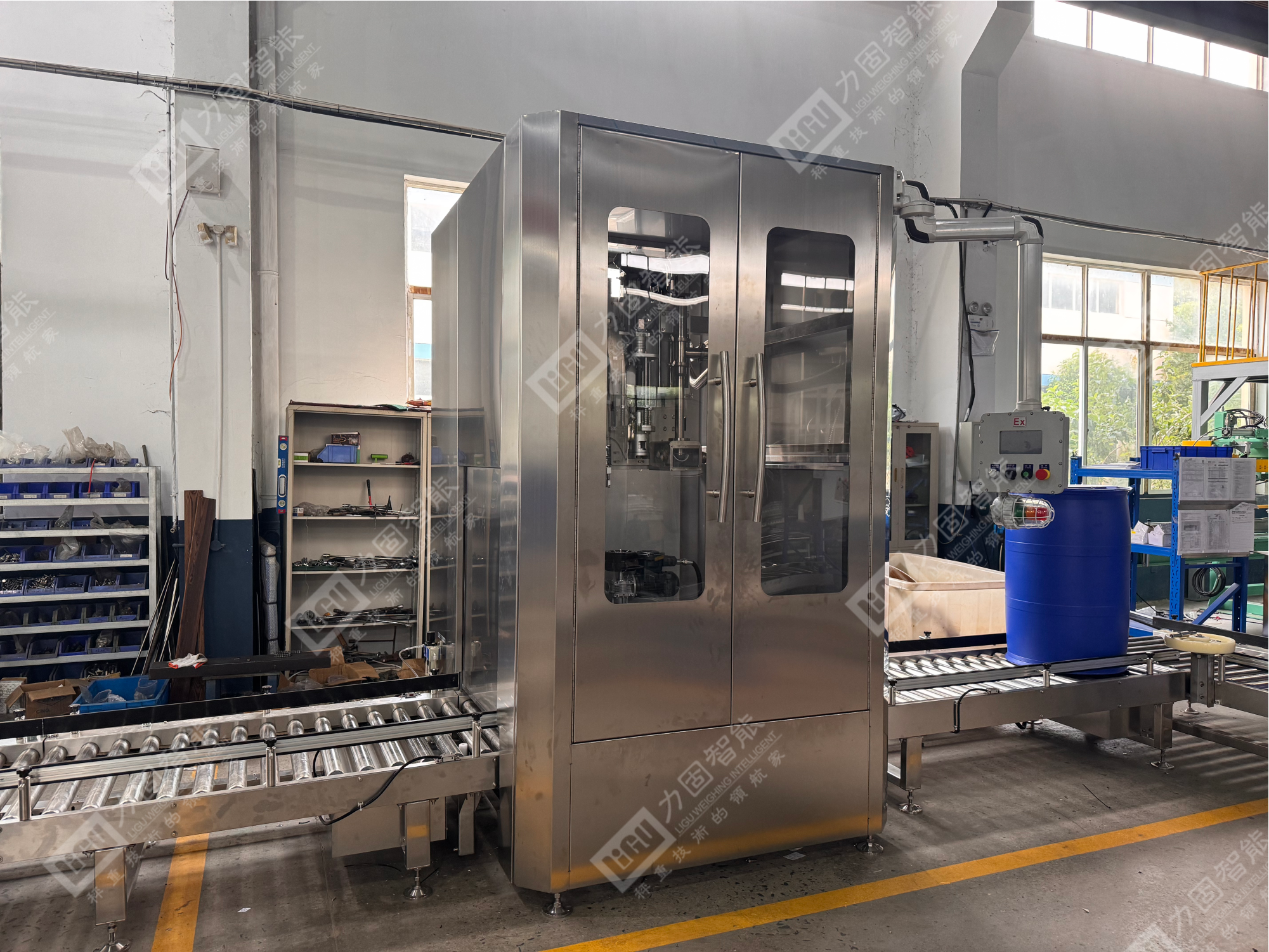 力固智能 | BDF-300L1A自动定量灌装机顺利运往客户现场